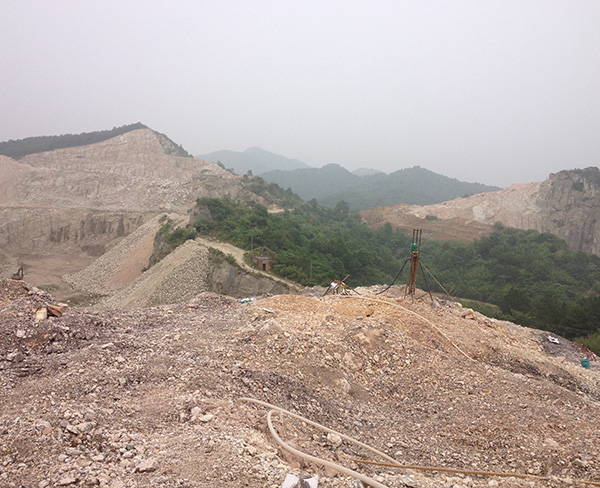 黄山沸石矿